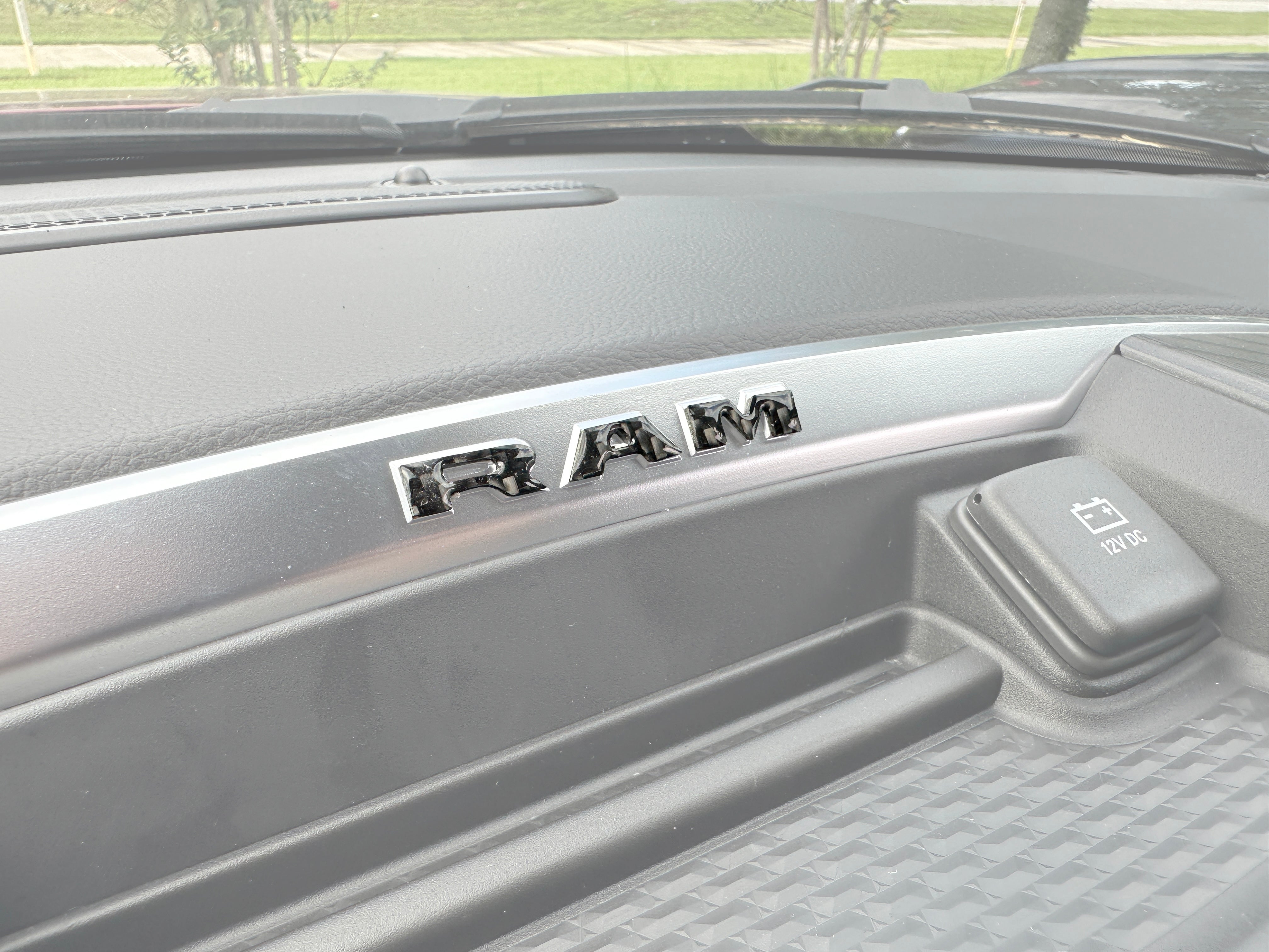 Center Dash Letter Overlays Fits 2025-2026 Ram 1500/2500/3500 – Wisco ...